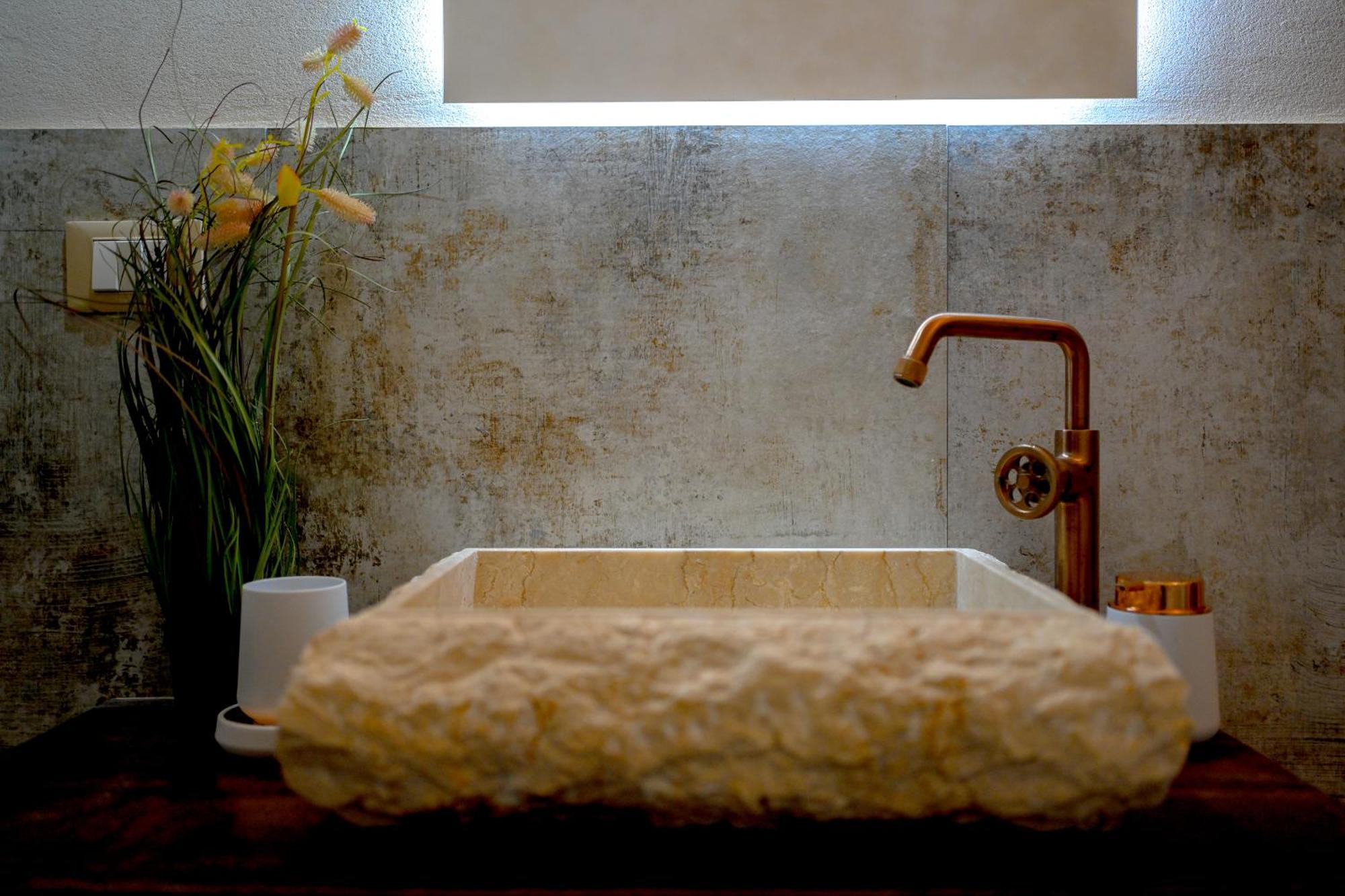 La Grotta, Luxury Suite & Spa Noto Exteriér fotografie